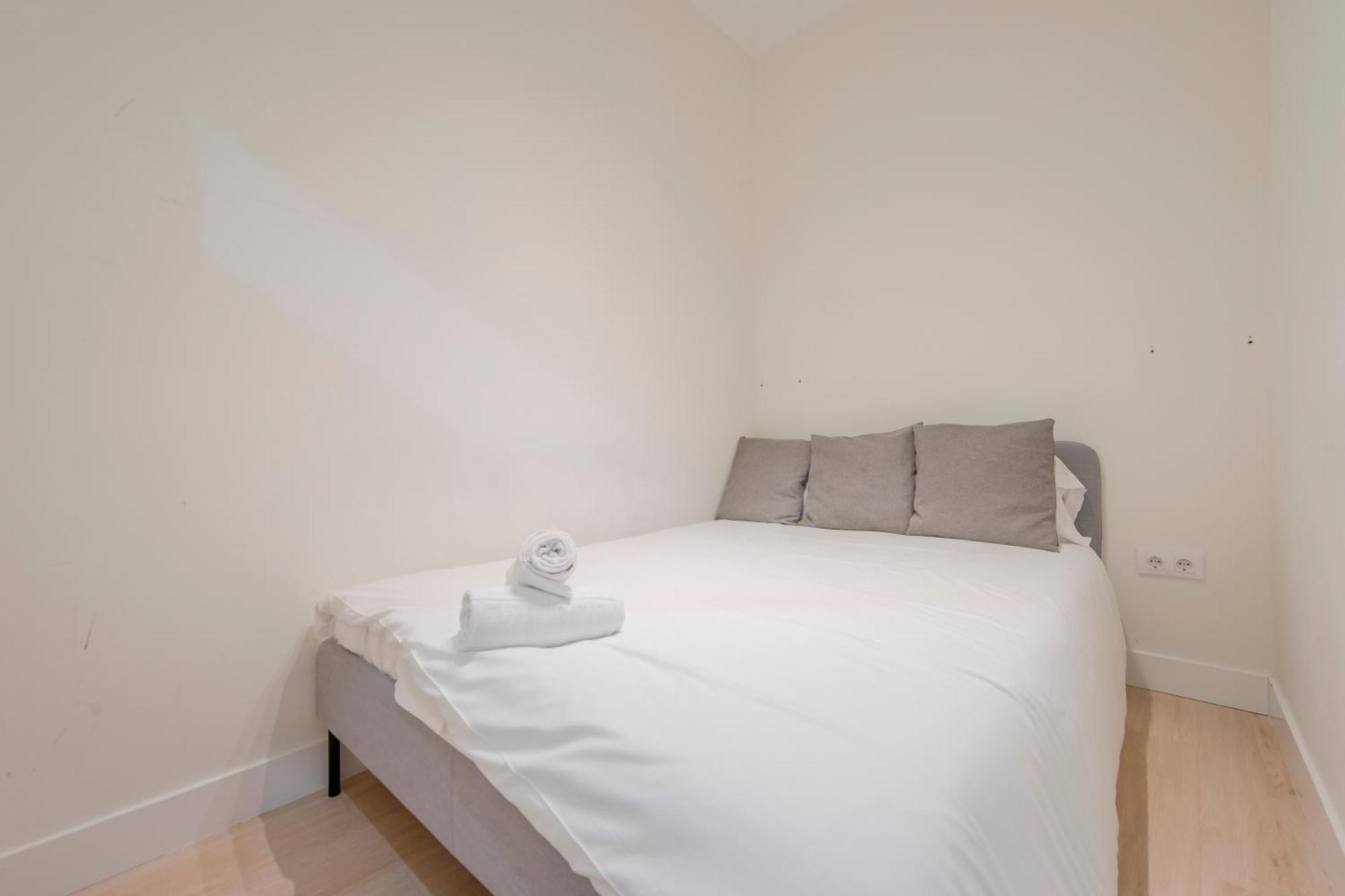 Apartament Nuevo Apt Para 7 Pax En Malasana - Gran Via E1 Madryt Zewnętrze zdjęcie